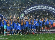 Doinb迎来十五赛季出色发挥，澳大利亚队观众热烈欢呼！