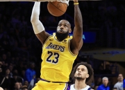 关于詹姆斯心情不佳湖人遭遇失利，球队连胜被终结的信息