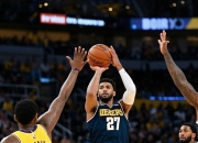 掘金陷入低谷，状态爆棚连败，狂砍50分球队命运悬念！